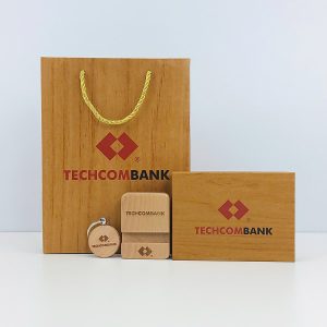 Set Quà Tặng Gỗ Khắc Logo Tri Ân Đối Tác Ngân Hàng